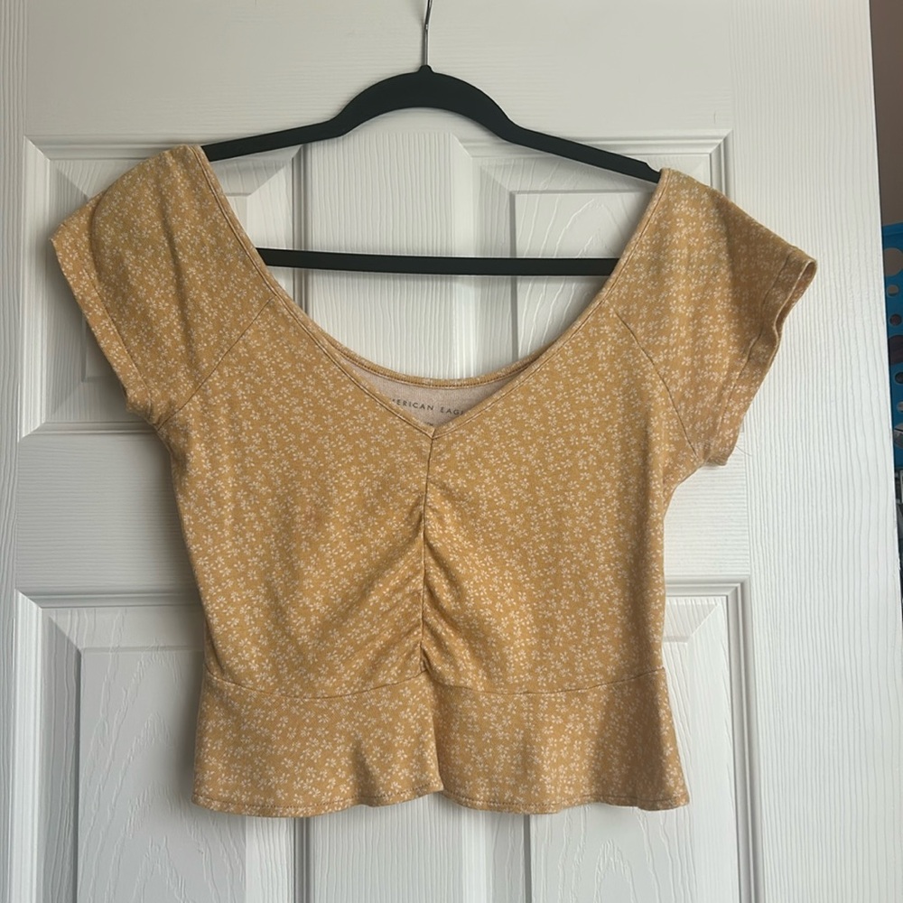 American Eagle Outfitters Yellow Floral Ruched Peplum Crop Top